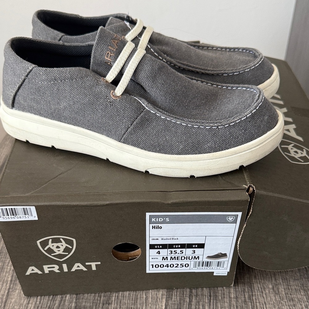 Ariat Hilo Kids Slip-On in Gray and Cream